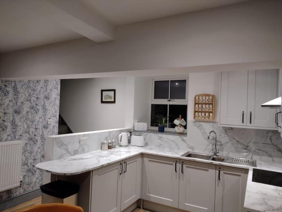 Lavender Cottage, Masham, Historic Listed, 2 Bedrooms エクステリア 写真